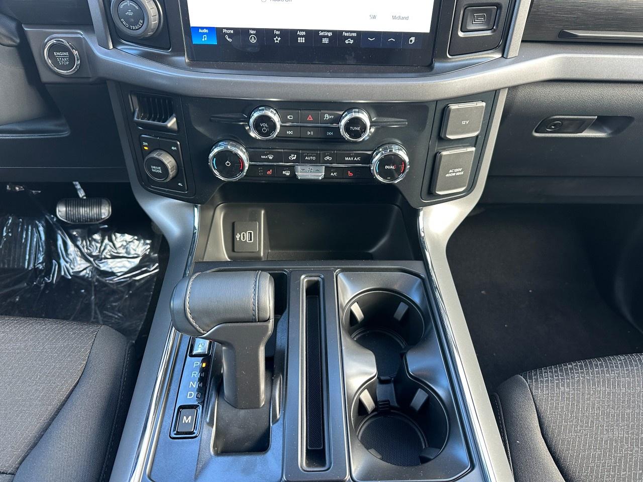 2025 Ford F-150 XLT 4WD SuperCrew 5.5' Box Photo