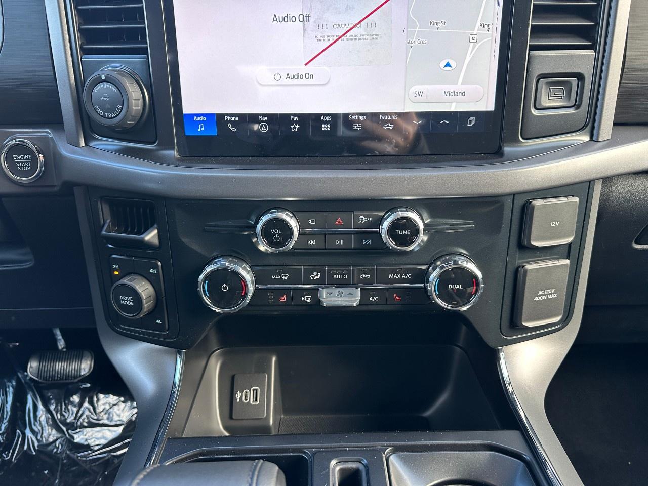 2025 Ford F-150 XLT 4WD SuperCrew 5.5' Box Photo