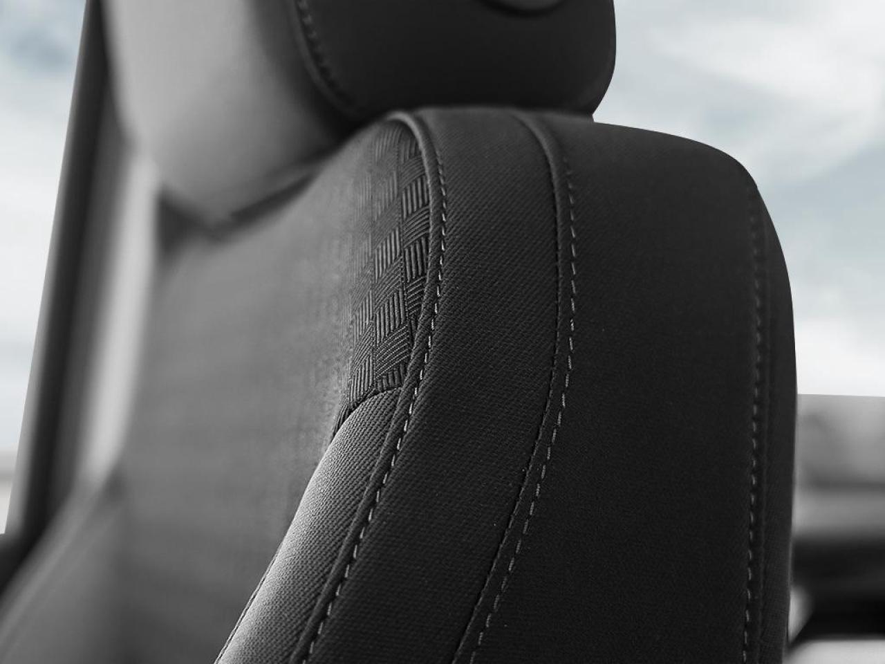 2026 Chevrolet Silverado 2500 HD 4WD Crew Cab Standard Box LT Photo