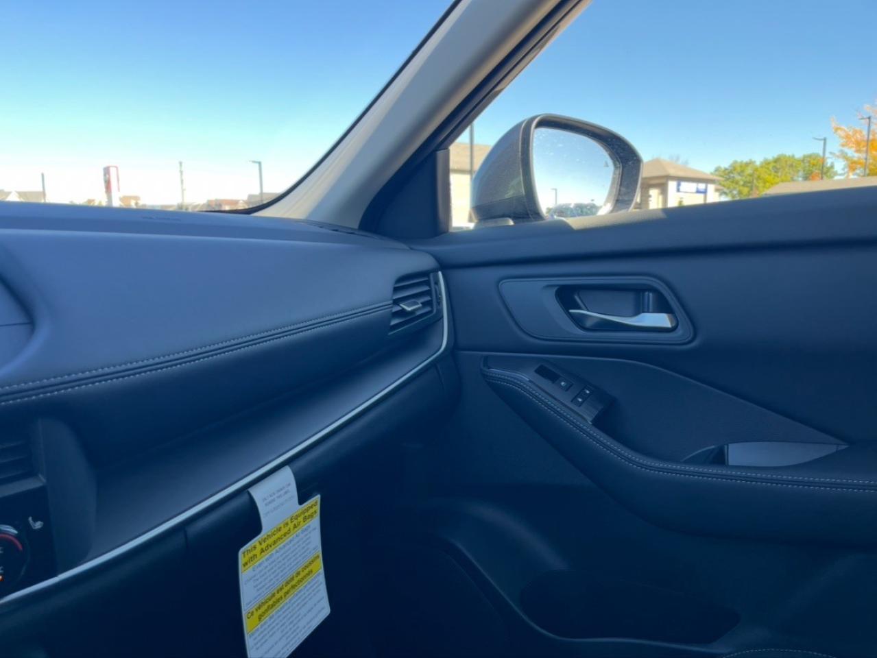 2025 Nissan Rogue AWD S Photo