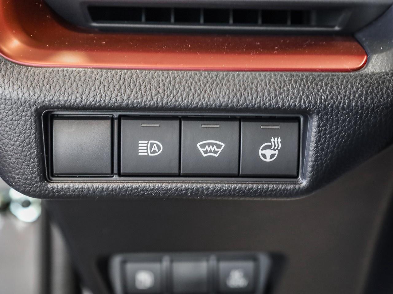 2026 Toyota Prius Plug-In Hybrid XSE Package Photo