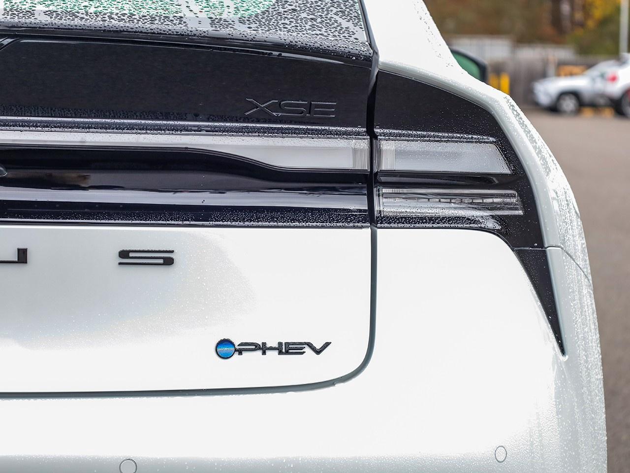 2026 Toyota Prius Plug-In Hybrid XSE Photo