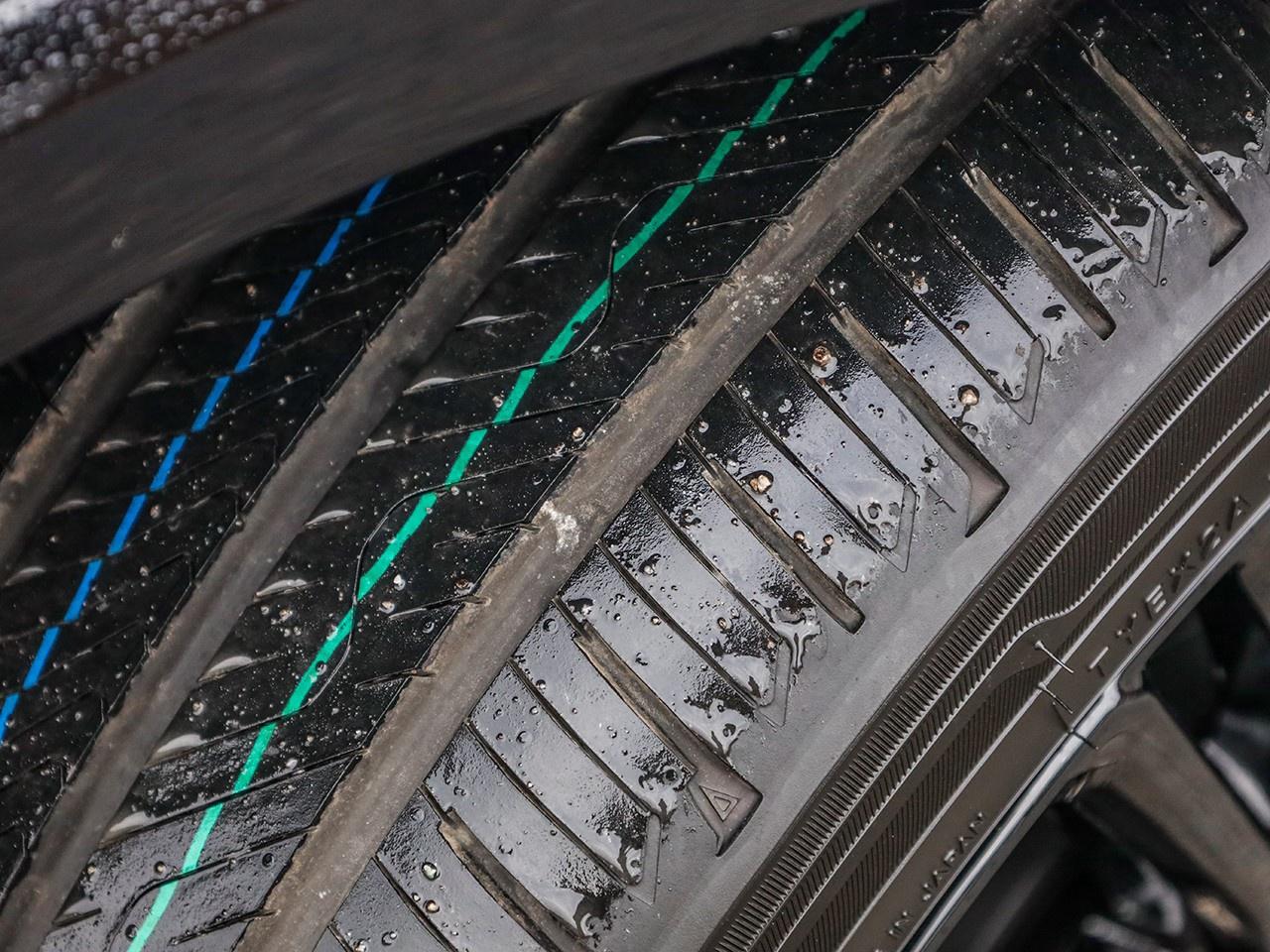 2026 Toyota Prius Plug-In Hybrid XSE $8000 IN TOTAL SAVINGS AVAILABLE!! Photo