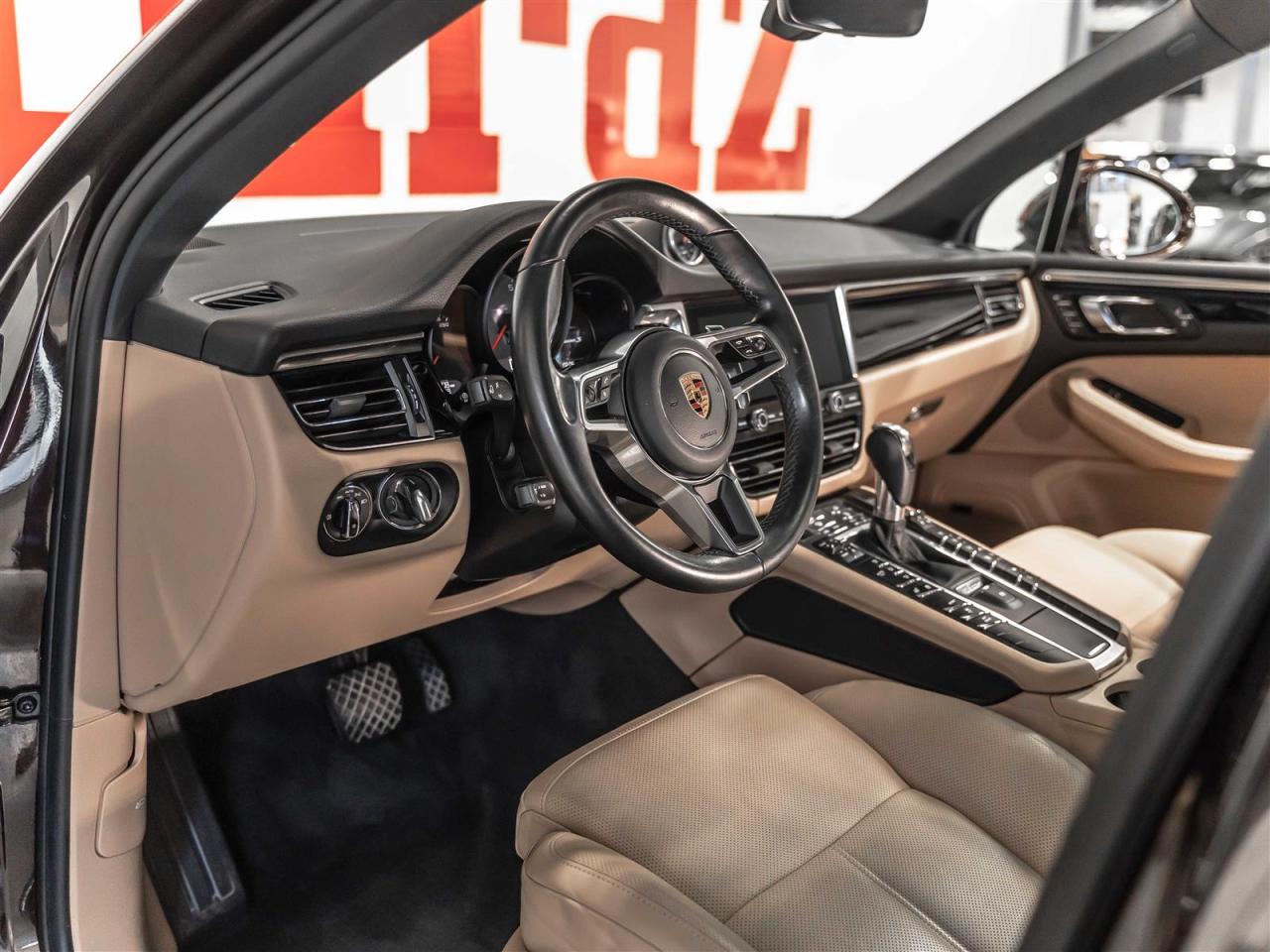 2019 Porsche Macan $440 BI WEEKLY $2500 DOWN |S|PREMIUM PLUS|BLINDSPOT|LANE DEPART|BOSE|ACCIDENT FREE Photo4