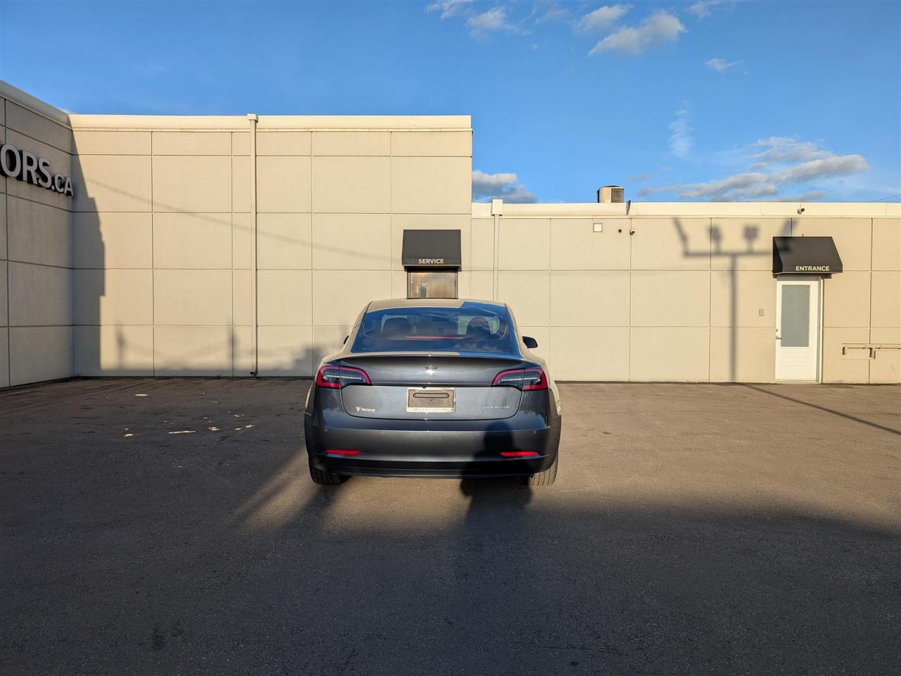 2022 Tesla Model 3 LONG RANGE AWD - DUAL MOTOR Photo3