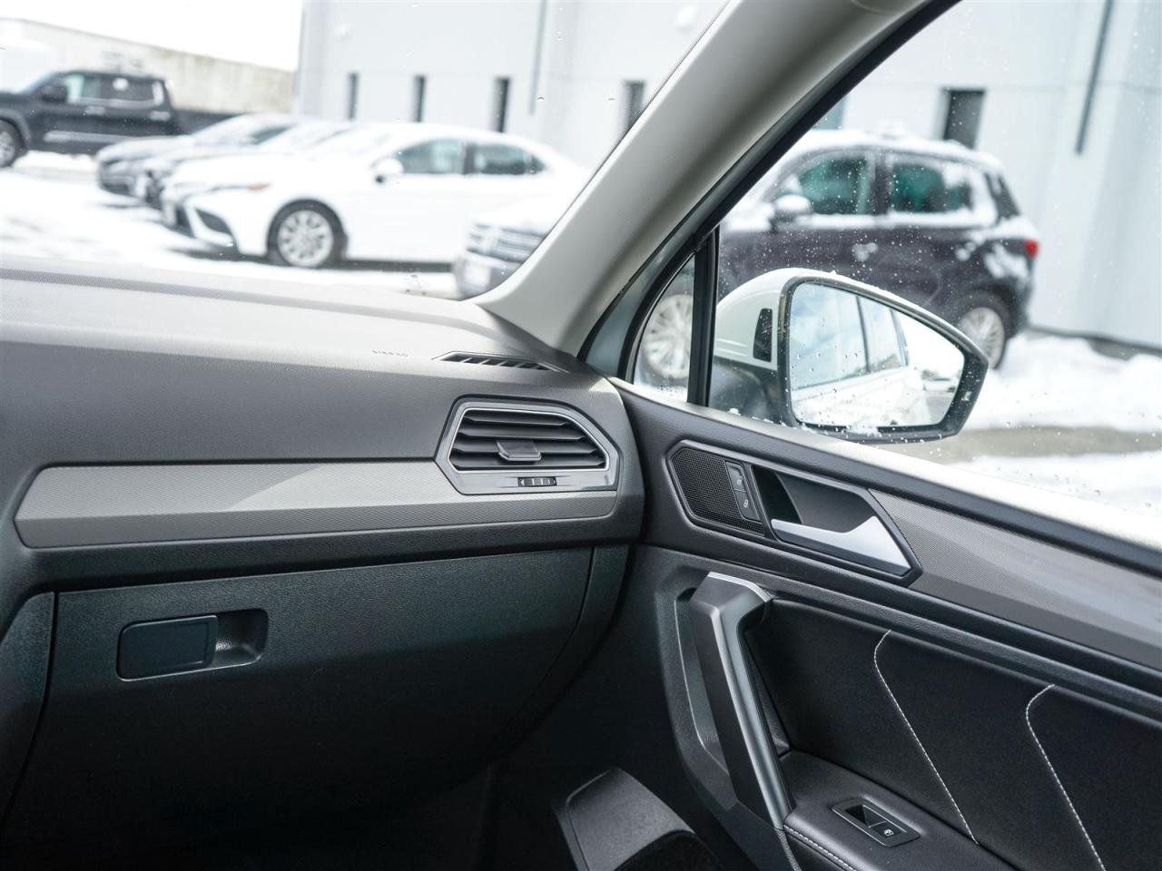 2024 Volkswagen Tiguan COMFORTLINE | PANORAMIC ROOF | NO ACCIDENTS Photo