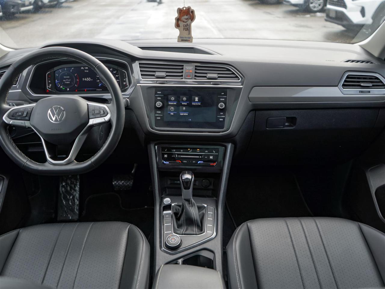 2024 Volkswagen Tiguan COMFORTLINE | PANORAMIC ROOF | NO ACCIDENTS Photo