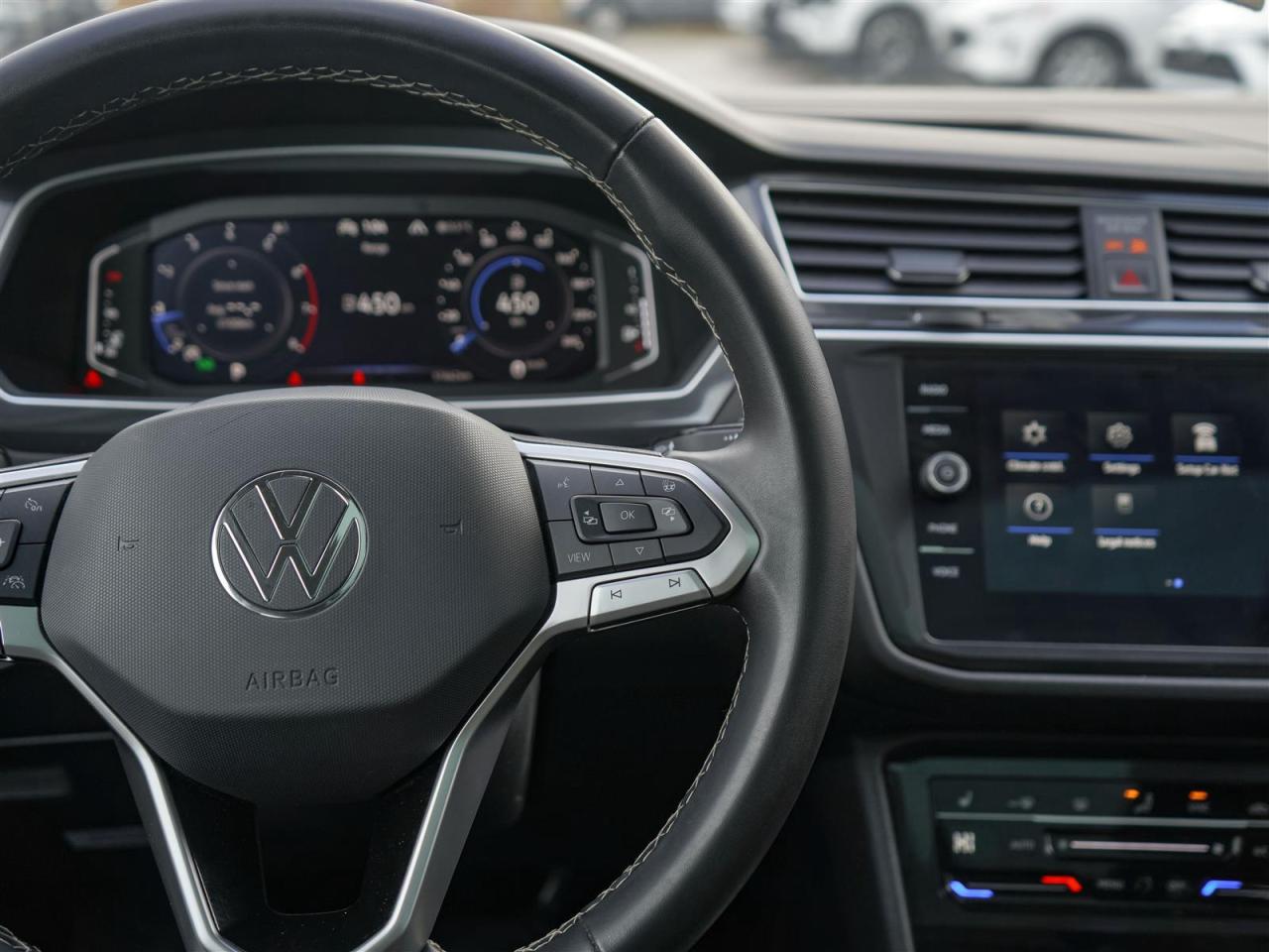 2024 Volkswagen Tiguan COMFORTLINE | PANORAMIC ROOF | NO ACCIDENTS Photo