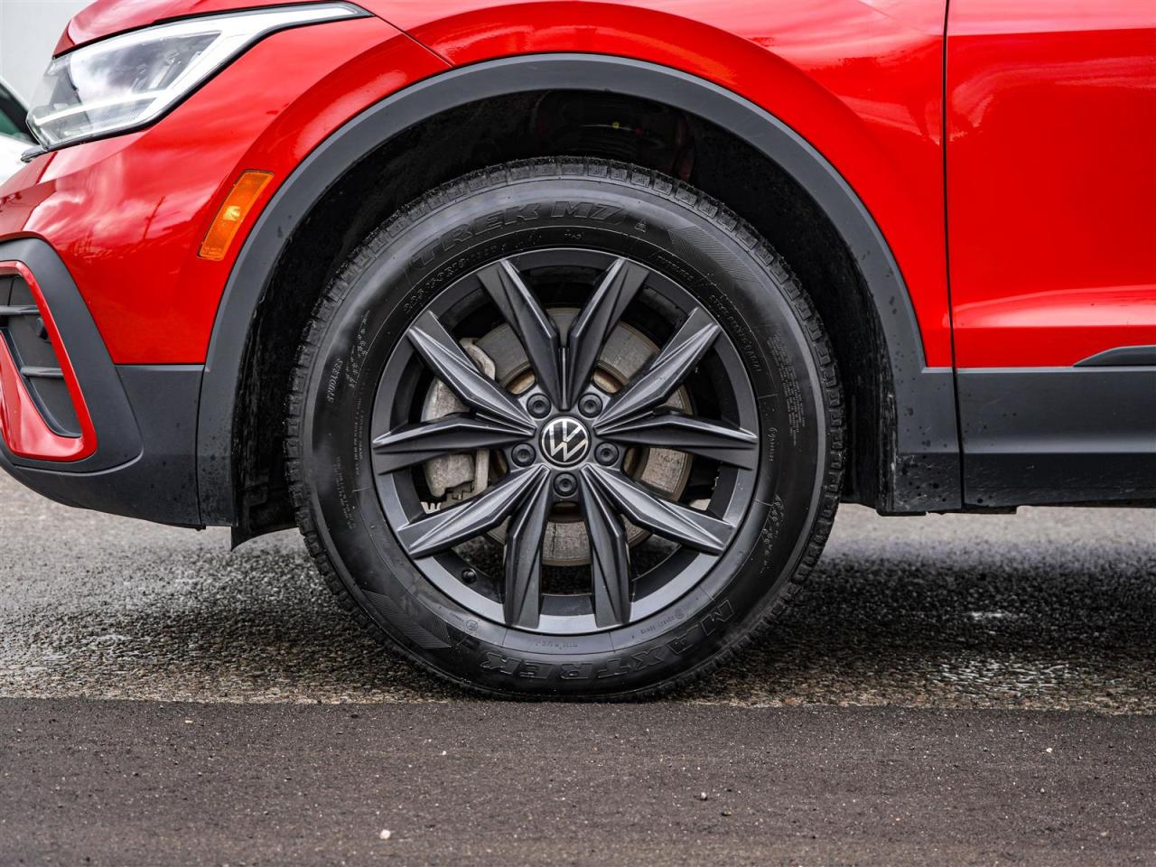 2024 Volkswagen Tiguan COMFORTLINE | PANORAMIC ROOF | NO ACCIDENTS Photo