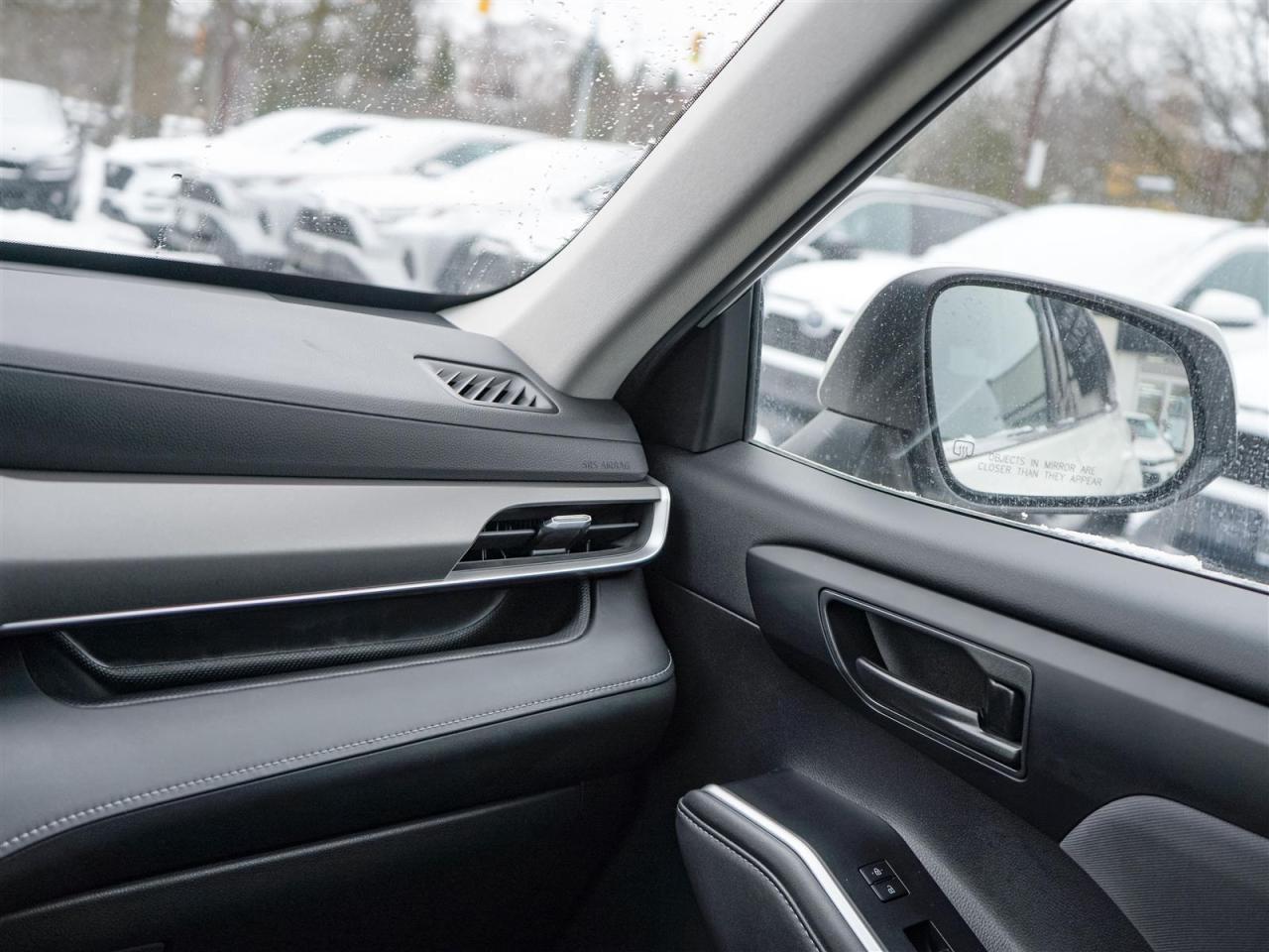 2020 Toyota Highlander LE | AWD | NO ACCIDENTS | 7 PASSENGER Photo