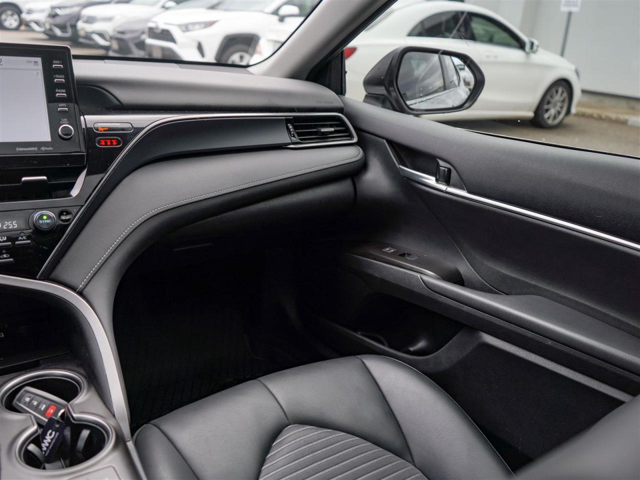 2024 Toyota Camry SE | UPGRADE | NO ACCIDENTS | 10 TOYOTA SERV REC Photo