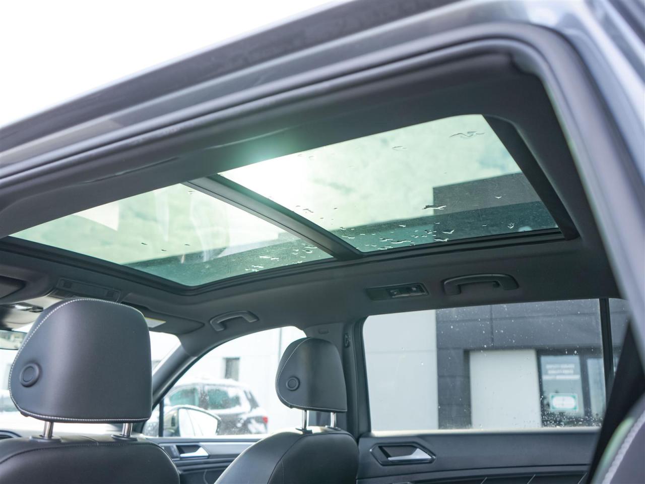 2023 Volkswagen Tiguan HIGHLINE | R-LINE | NO ACCIDENTS | VW SERVICED Photo