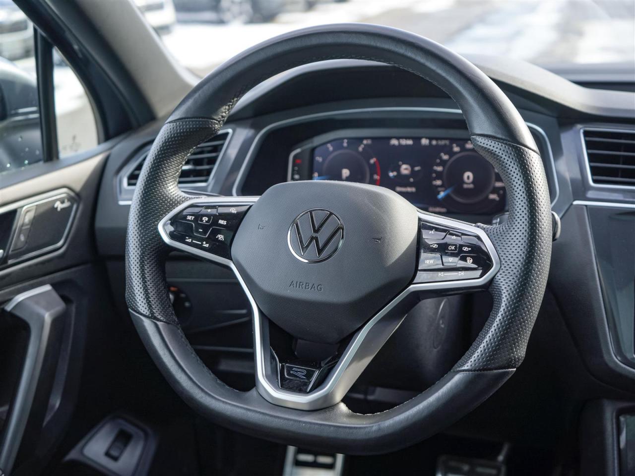 2023 Volkswagen Tiguan HIGHLINE | R-LINE | NO ACCIDENTS | VW SERVICED Photo