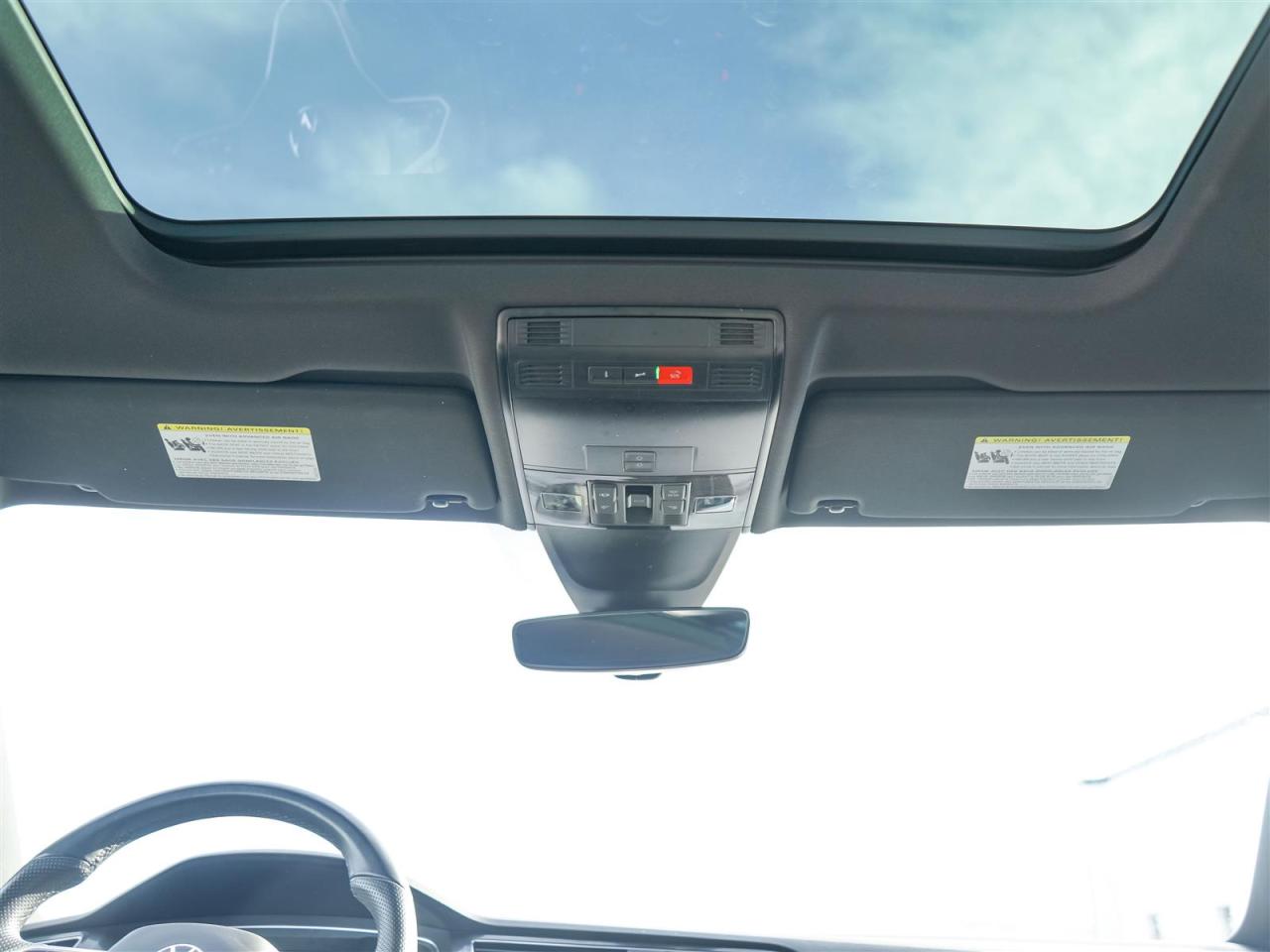 2023 Volkswagen Tiguan HIGHLINE | R-LINE | NO ACCIDENTS | VW SERVICED Photo