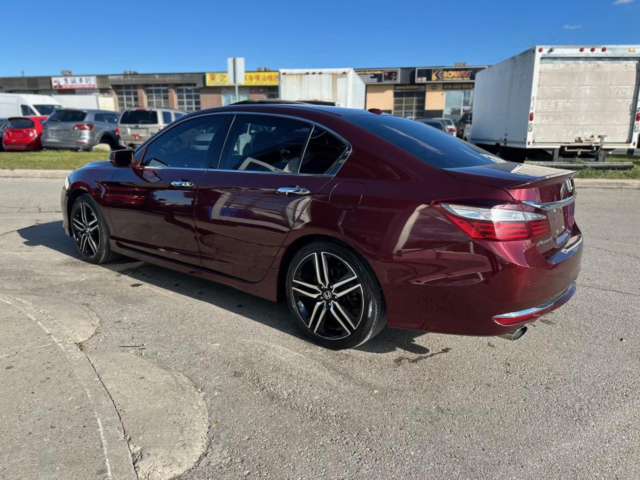 2017 Honda Accord Touring V6 Photo4