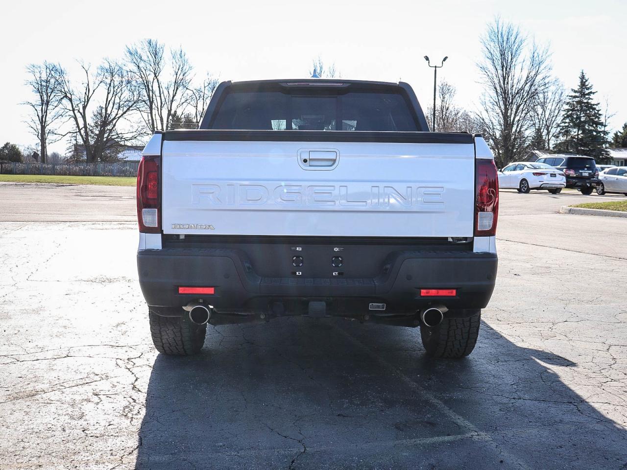 2024 Honda Ridgeline Black Edition Photo3