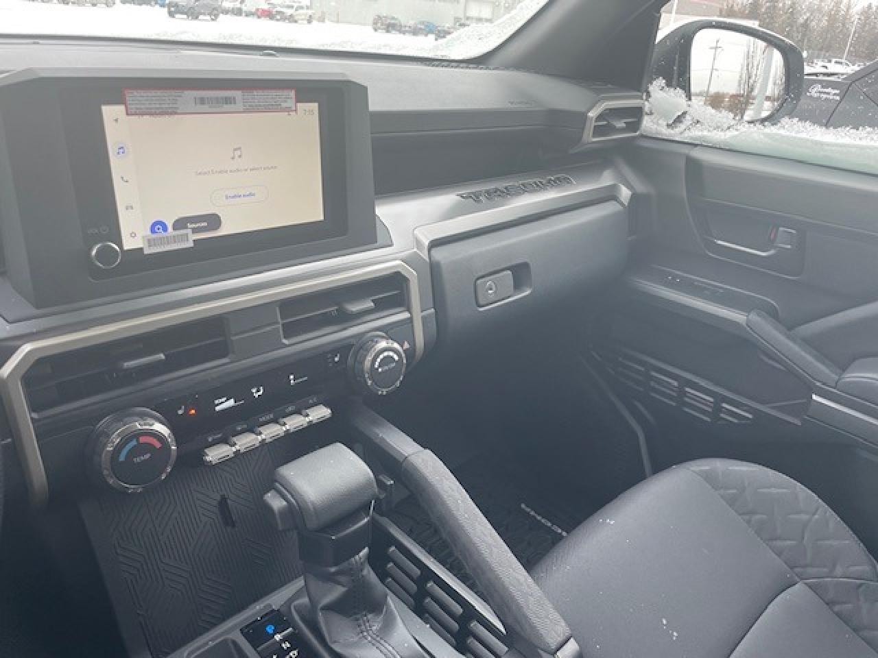 2025 Toyota Tacoma Double Cab AT Photo