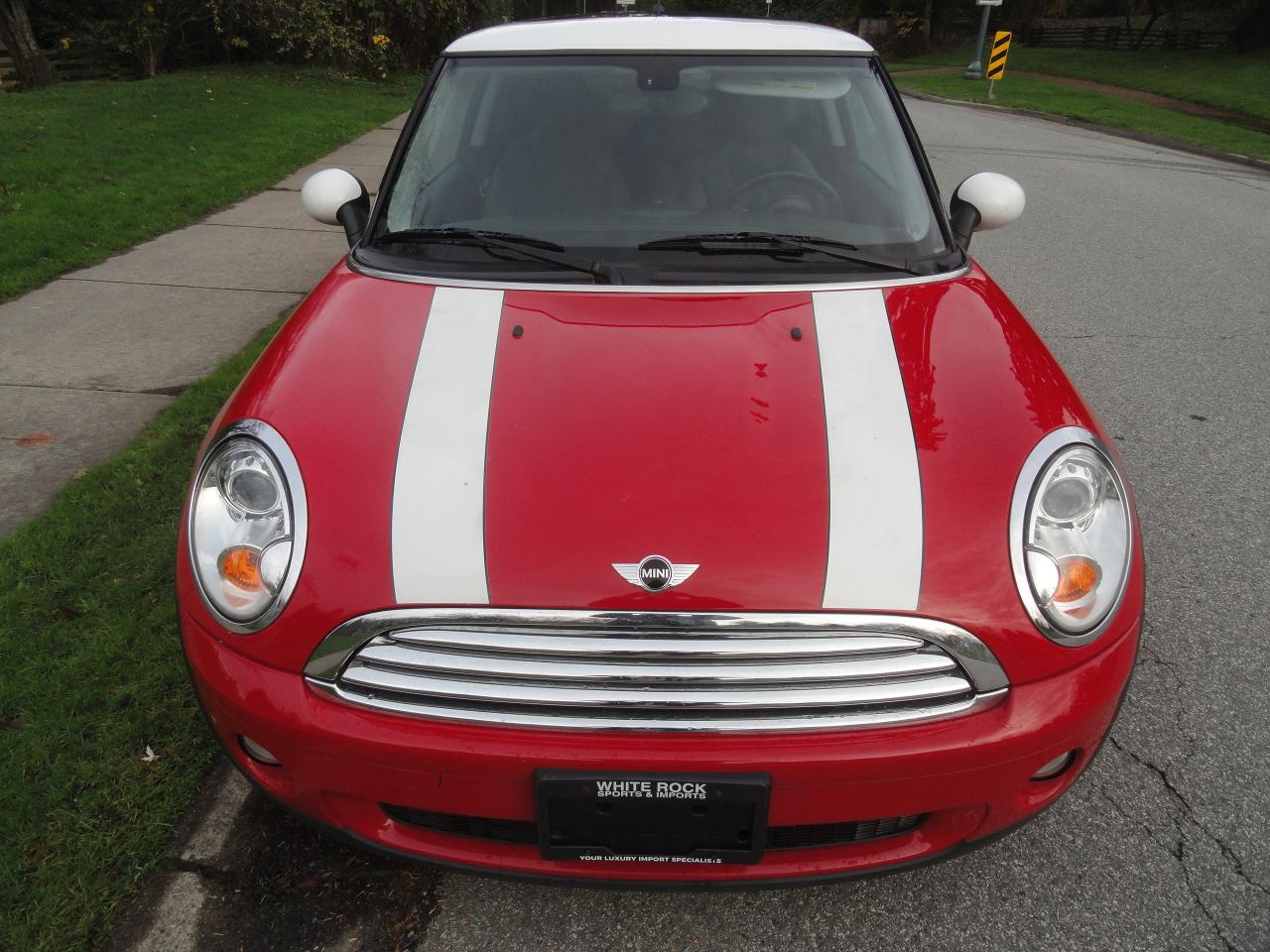 2010 MINI Cooper DOC FEE ONLY $ 195 - Photo #3