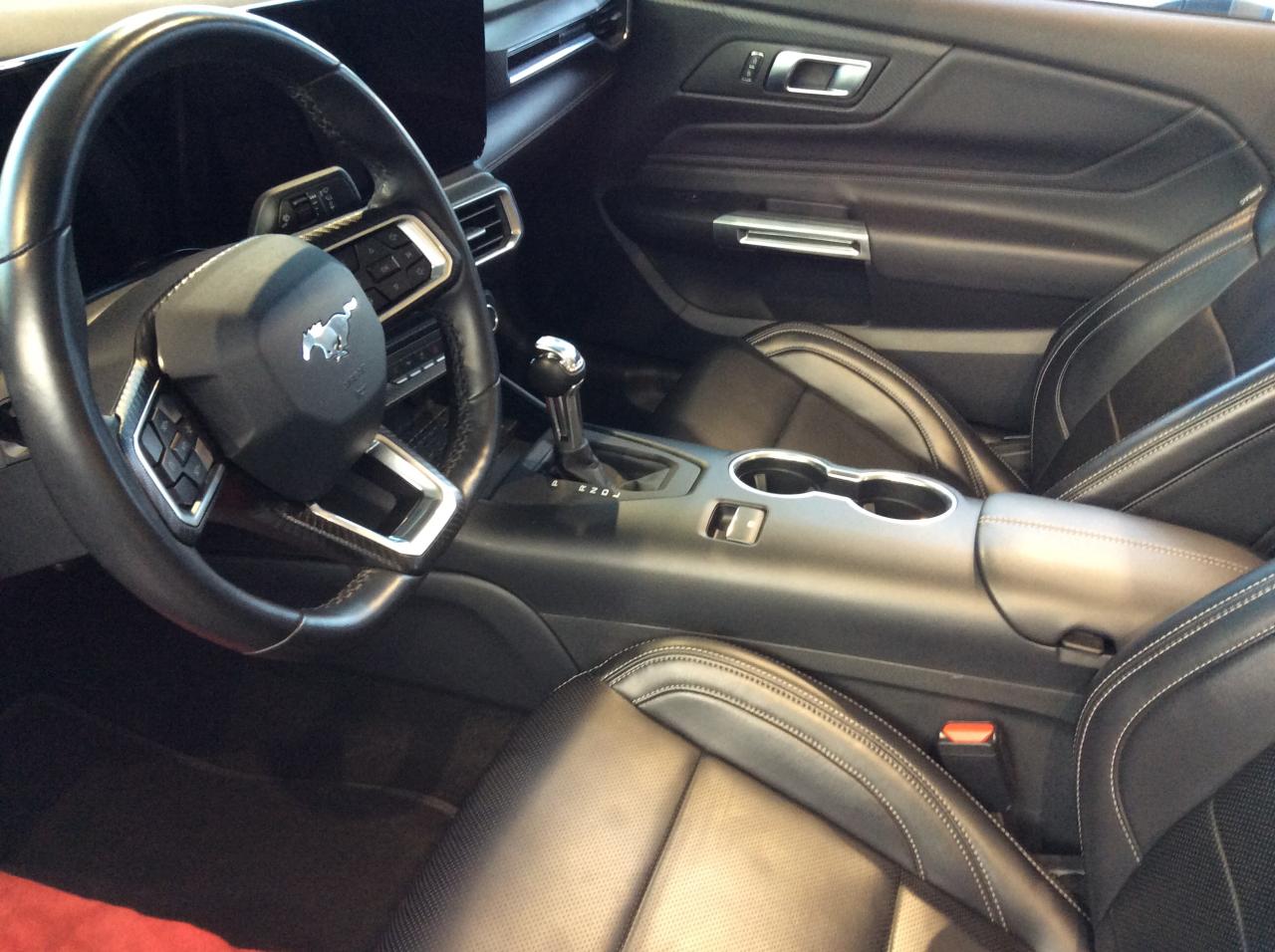 2024 Ford Mustang EcoBoost Premium Photo4