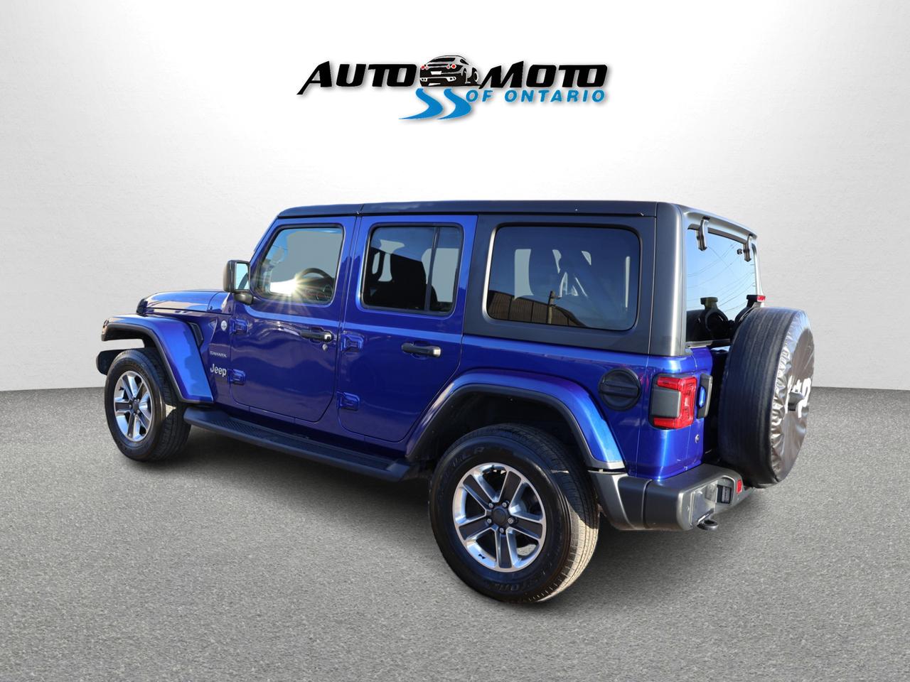 2018 Jeep Wrangler JK UNLIMITED SAHARA 4WD CERTIFIED *1 OWNER*ACCIDENT FREE*DODGE MAINTAIN* CAMERA NAV BLUETOOTH HEATED SEATS/STEERING CRUISE ALLOYS Photo3