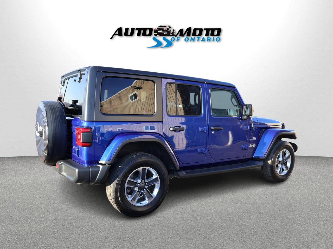 2018 Jeep Wrangler JK UNLIMITED SAHARA 4WD CERTIFIED *1 OWNER*ACCIDENT FREE*DODGE MAINTAIN* CAMERA NAV BLUETOOTH HEATED SEATS/STEERING CRUISE ALLOYS Photo