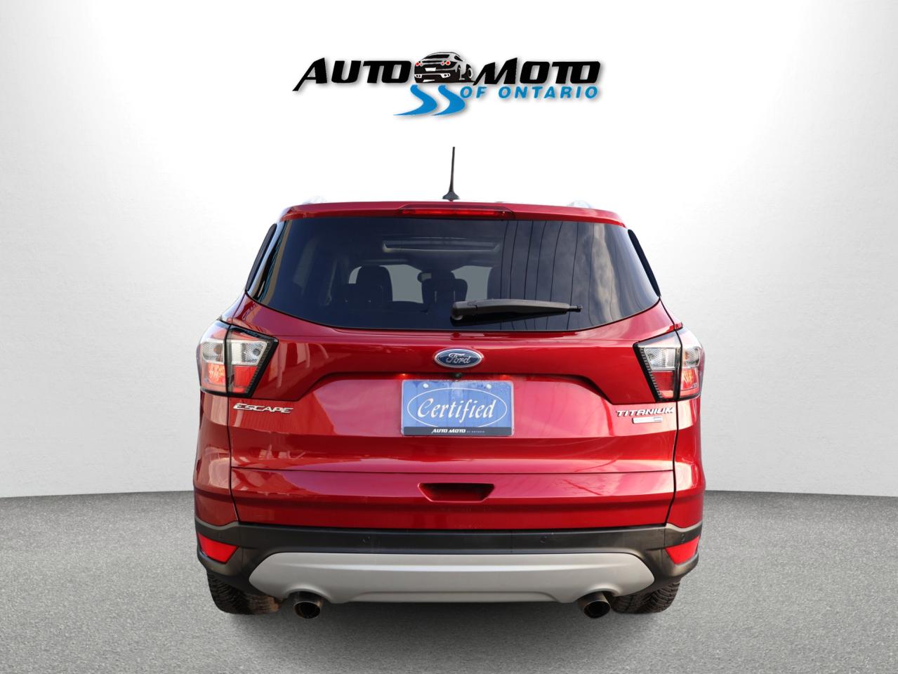 2018 Ford Escape TITANIUM 4WD CERTIFIED *1 OWNER*ACCIDENT FREE* CAMERA NAV BLUETOOTH LEATHER HEATED SEATS P.ROOF B.SPOT CRUISE ALLOYS Photo4