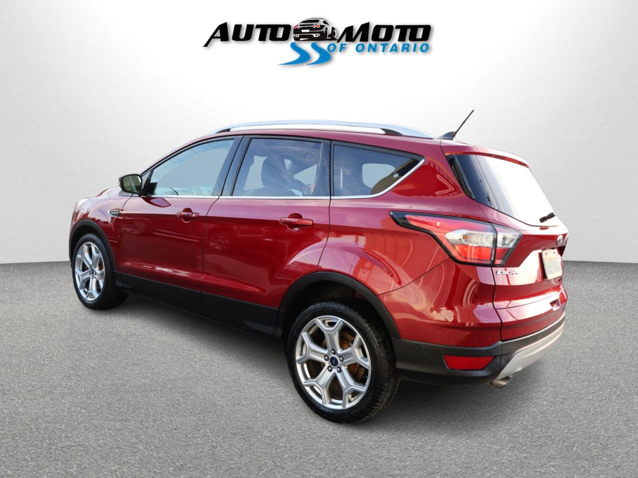 2018 Ford Escape TITANIUM 4WD CERTIFIED *1 OWNER*ACCIDENT FREE* CAMERA NAV BLUETOOTH LEATHER HEATED SEATS P.ROOF B.SPOT CRUISE ALLOYS - Photo #4