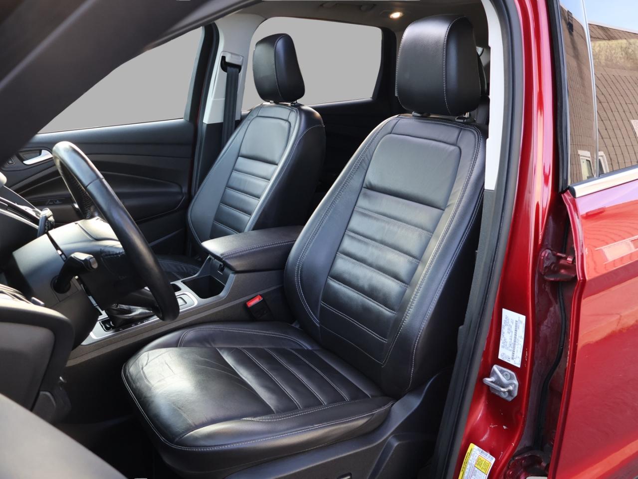 2018 Ford Escape TITANIUM 4WD CERTIFIED *1 OWNER*ACCIDENT FREE* CAMERA NAV BLUETOOTH LEATHER HEATED SEATS P.ROOF B.SPOT CRUISE ALLOYS - Photo #12