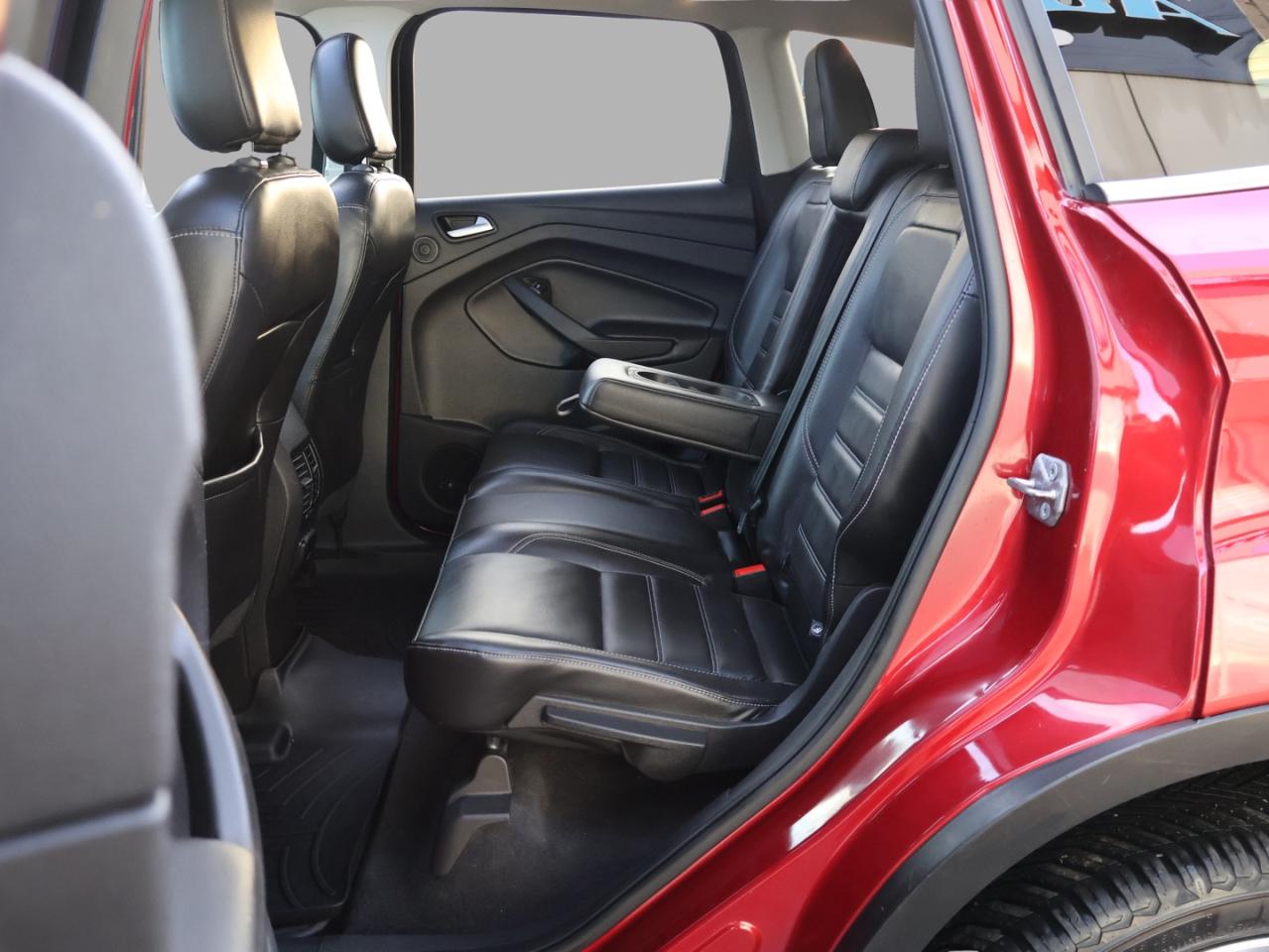 2018 Ford Escape TITANIUM 4WD CERTIFIED *1 OWNER*ACCIDENT FREE* CAMERA NAV BLUETOOTH LEATHER HEATED SEATS P.ROOF B.SPOT CRUISE ALLOYS - Photo #14