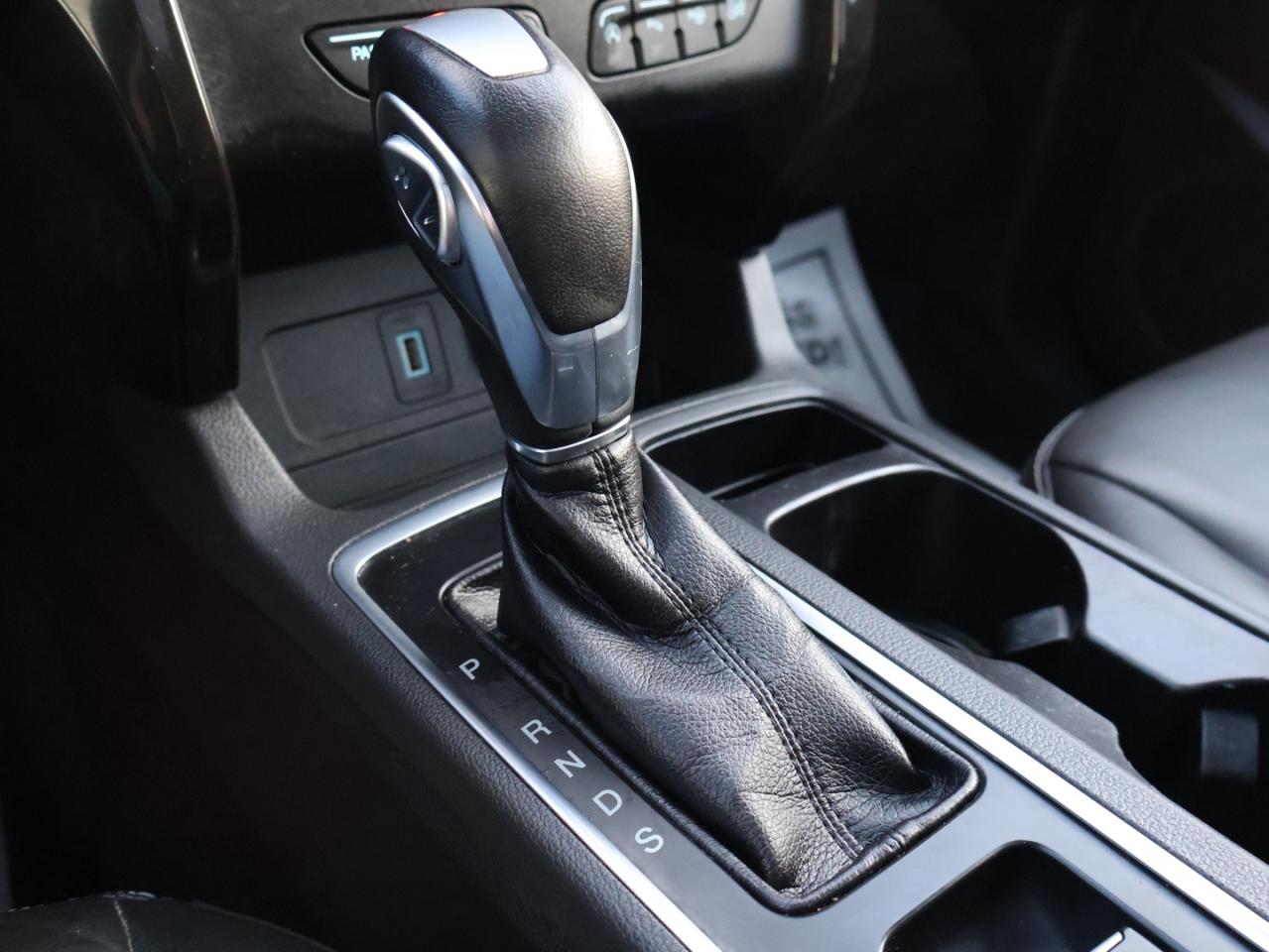 2018 Ford Escape TITANIUM 4WD CERTIFIED *1 OWNER*ACCIDENT FREE* CAMERA NAV BLUETOOTH LEATHER HEATED SEATS P.ROOF B.SPOT CRUISE ALLOYS - Photo #19