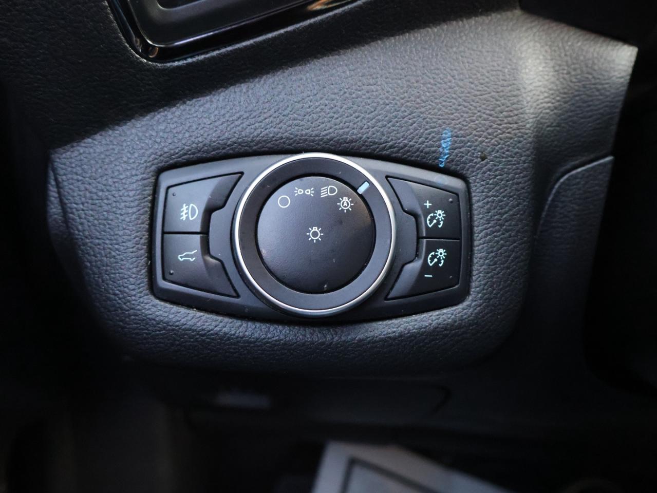 2018 Ford Escape TITANIUM 4WD CERTIFIED *1 OWNER*ACCIDENT FREE* CAMERA NAV BLUETOOTH LEATHER HEATED SEATS P.ROOF B.SPOT CRUISE ALLOYS - Photo #30