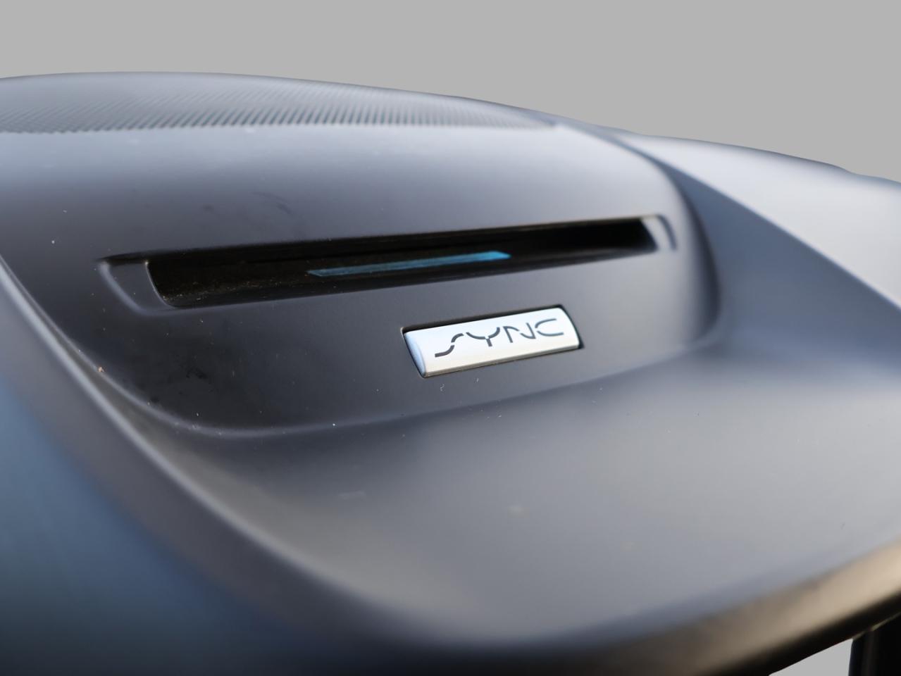 2018 Ford Escape TITANIUM 4WD CERTIFIED *1 OWNER*ACCIDENT FREE* CAMERA NAV BLUETOOTH LEATHER HEATED SEATS P.ROOF B.SPOT CRUISE ALLOYS - Photo #37