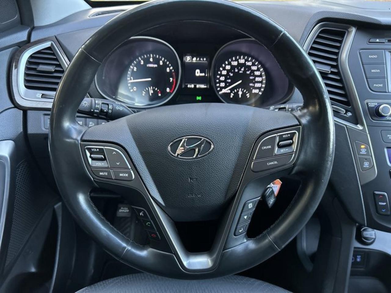 2018 Hyundai Santa Fe SPORT PREMIUM Photo