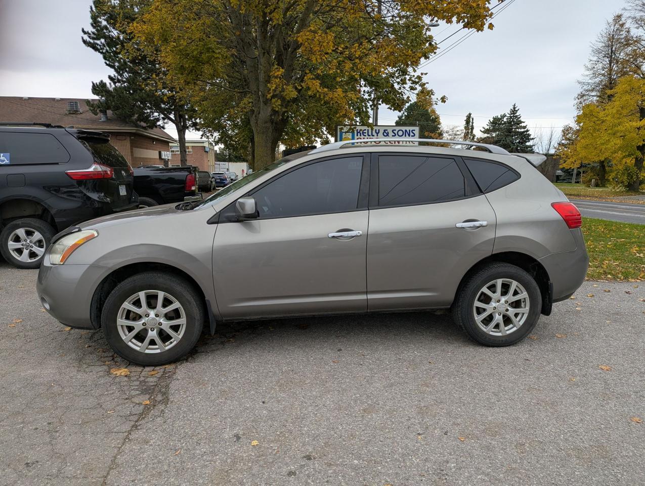 2010 Nissan Rogue "Holy COW only 149K" certified + FREE 6M warranty Photo3