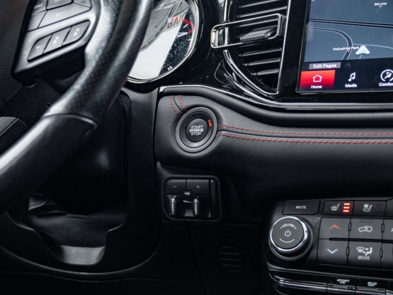 2023 Dodge Durango R/T Plus Photo