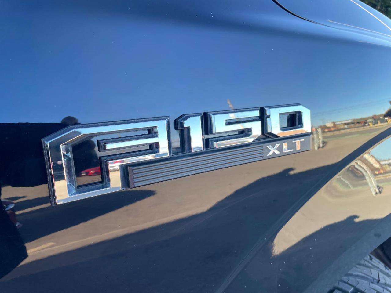 2016 Ford F-150 4WD SUPERCREW 145" XLT NAVI CERTIFED NEW TIRES - Photo #2