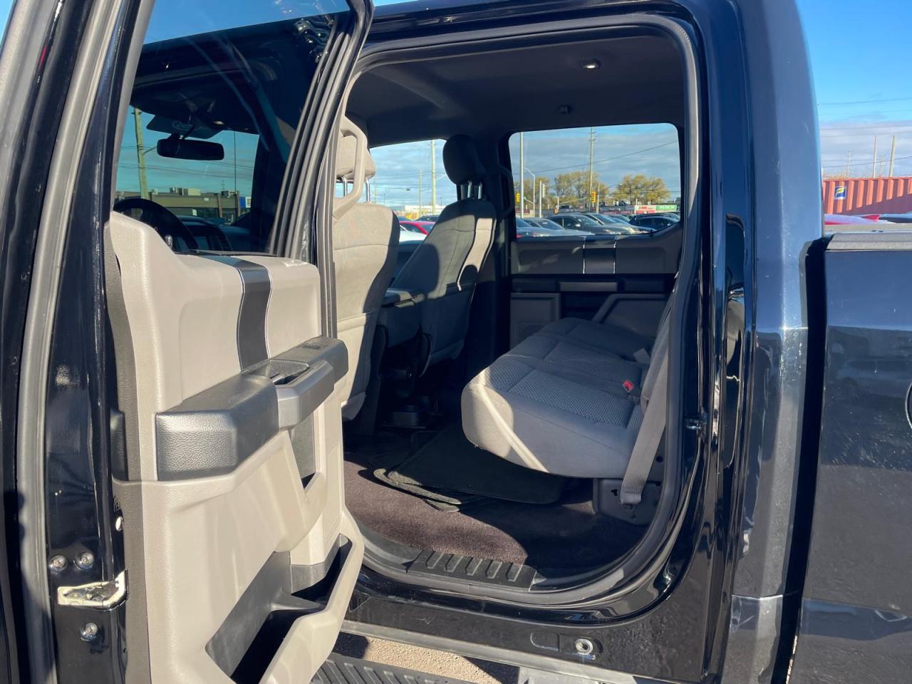 2016 Ford F-150 4WD SUPERCREW 145" XLT NAVI CERTIFED NEW TIRES - Photo #13