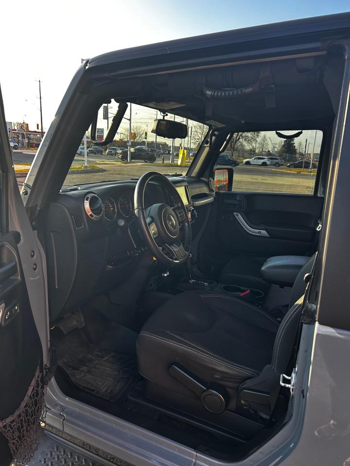 2015 Jeep Wrangler Sahara - Photo #6