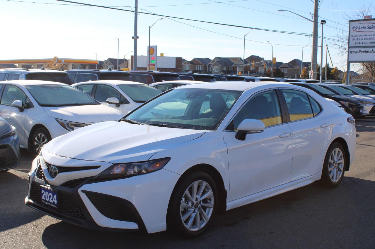 2024 Toyota Camry SE Auto Photo
