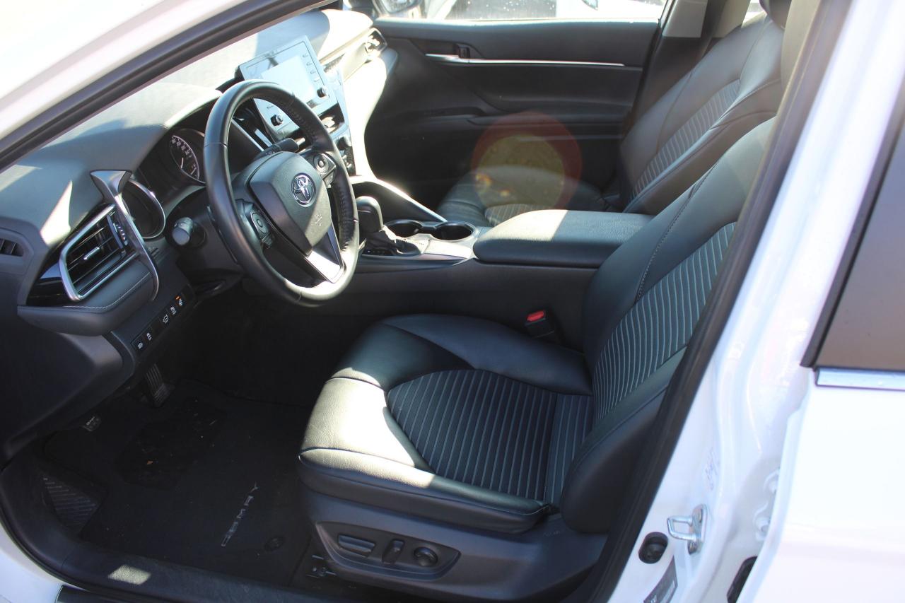 2024 Toyota Camry SE Auto Photo