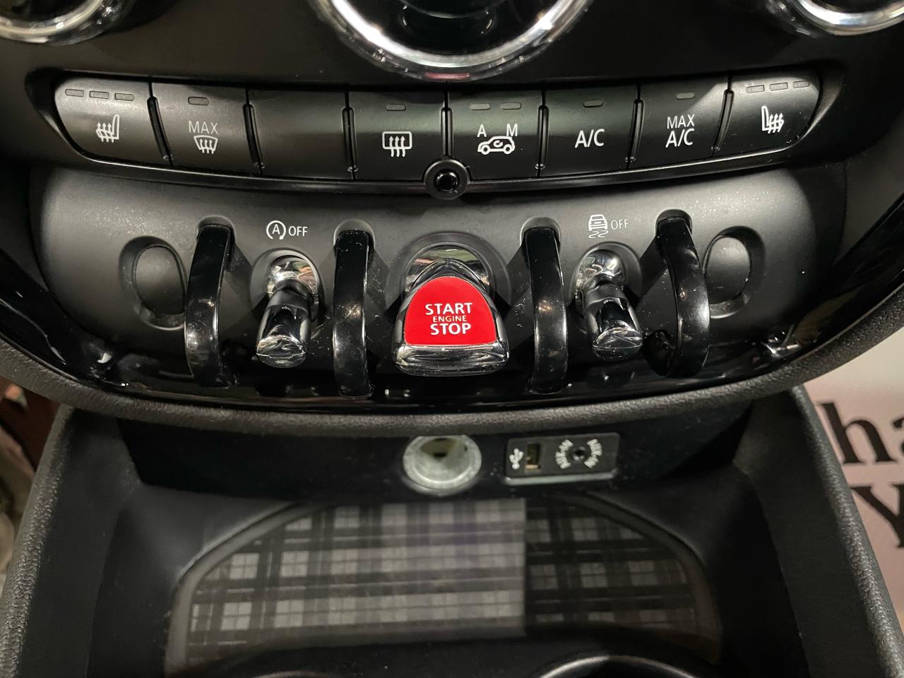 2017 MINI Cooper Clubman ALL4 Photo18