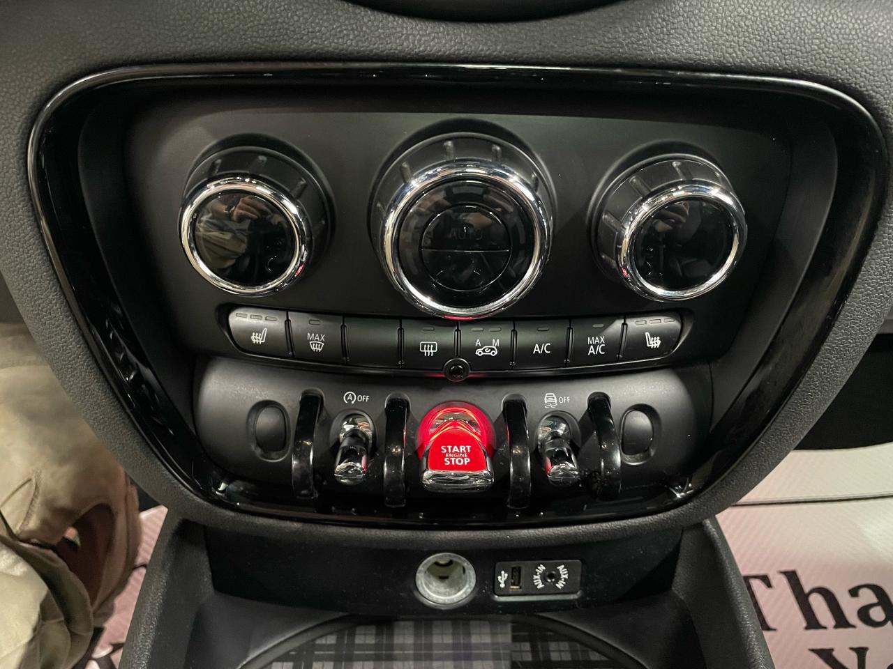 2017 MINI Cooper Clubman ALL4 Photo17