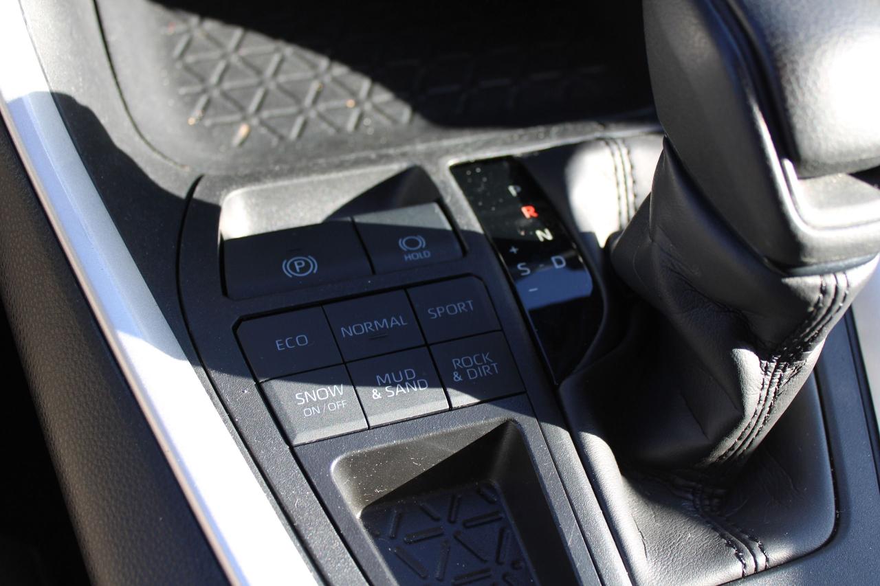 2024 Toyota RAV4 LE - Photo #14