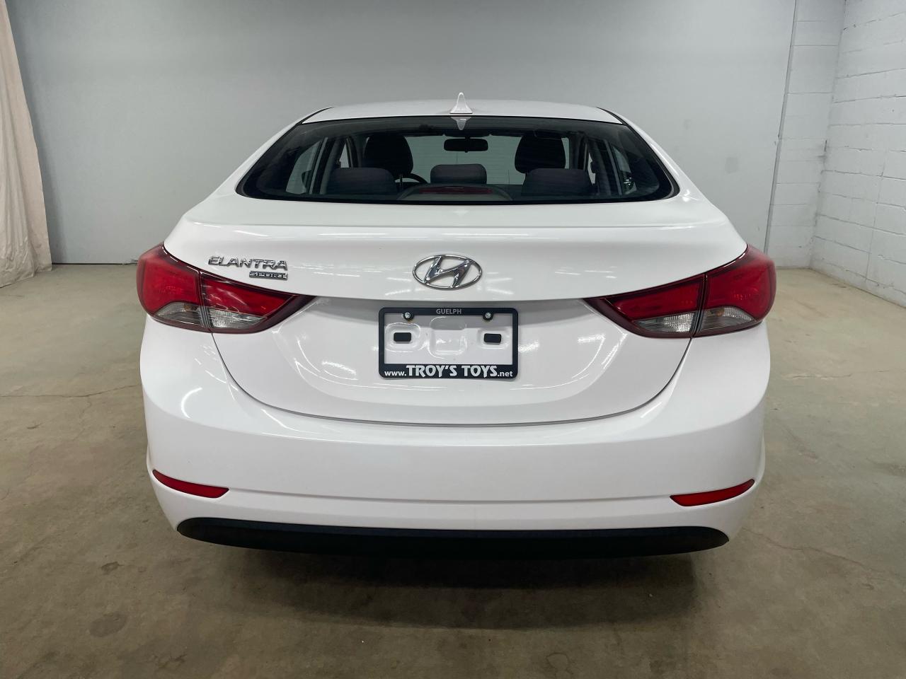 2015 Hyundai Elantra SE Photo
