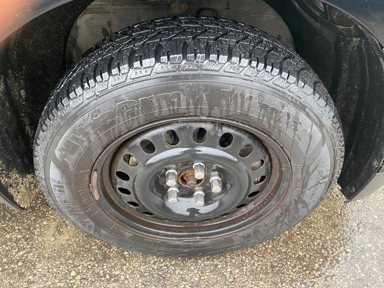 2014 Chevrolet Equinox LS Photo