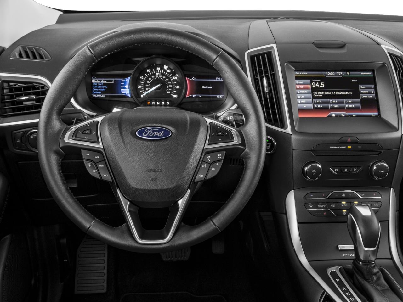 2015 Ford Edge Titanium Photo5