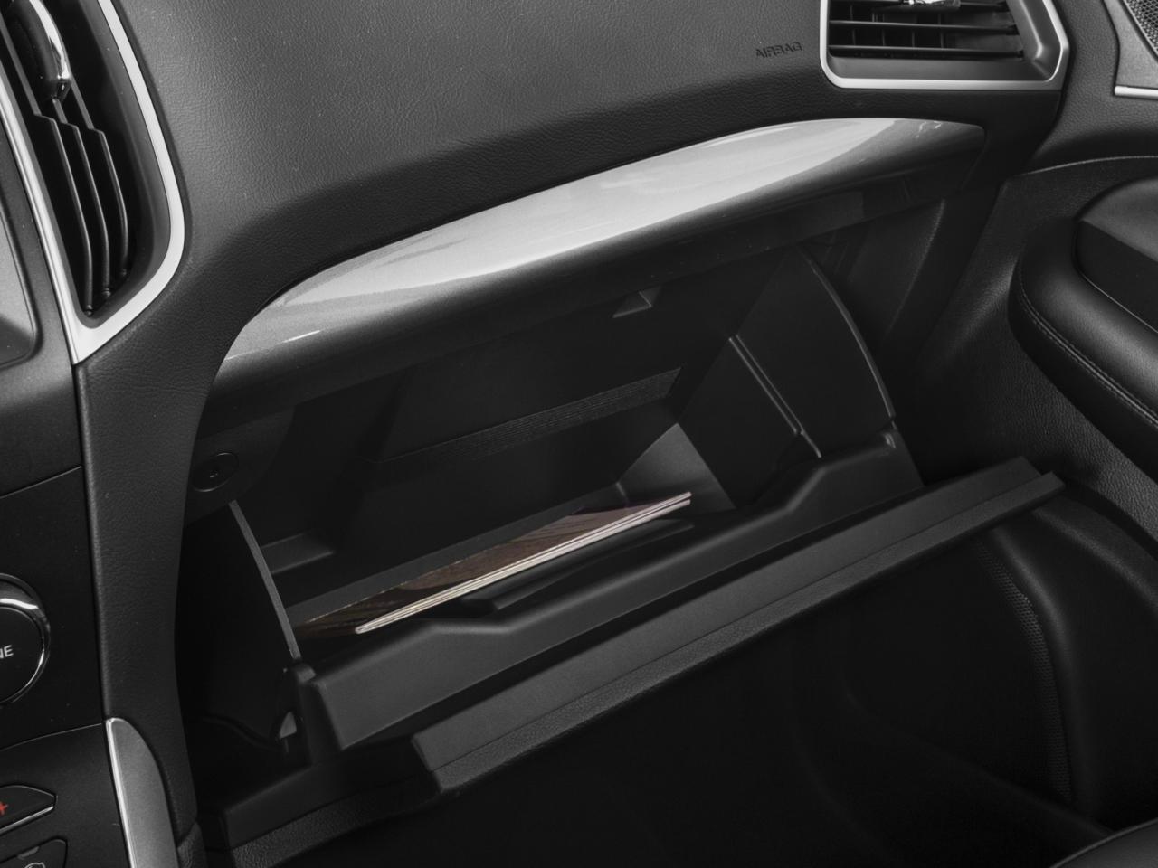 2015 Ford Edge Titanium Photo5