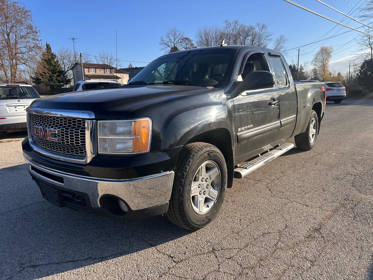 Used 2010 GMC Sierra 1500 SLT for sale in Cambridge, ON