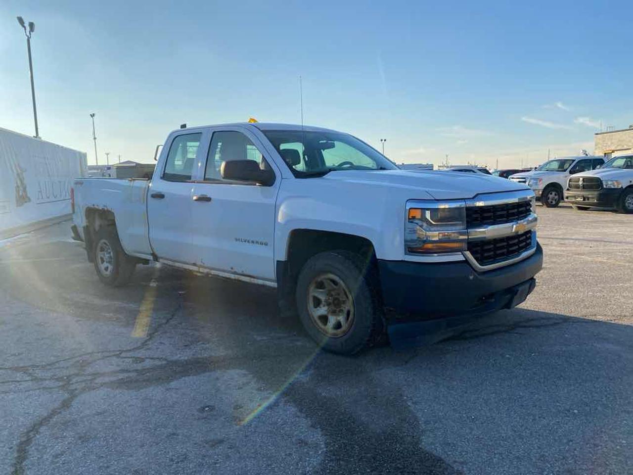 2016 Chevrolet Silverado 1500 LS Photo2