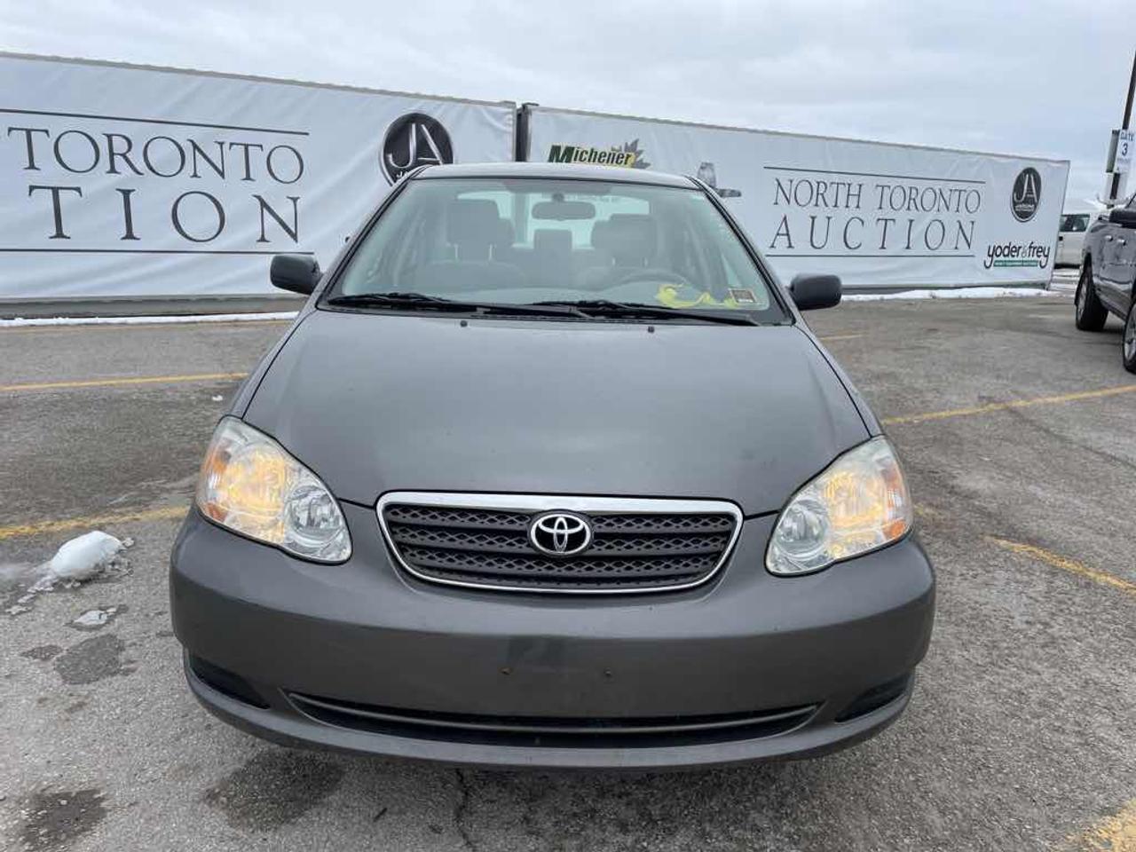 2006 Toyota Corolla CE Photo5